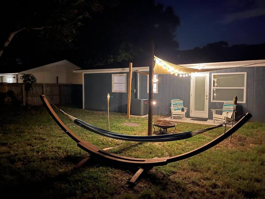 Forever Summer - Entire House! With King Bed! Clearwater Bagian luar foto
