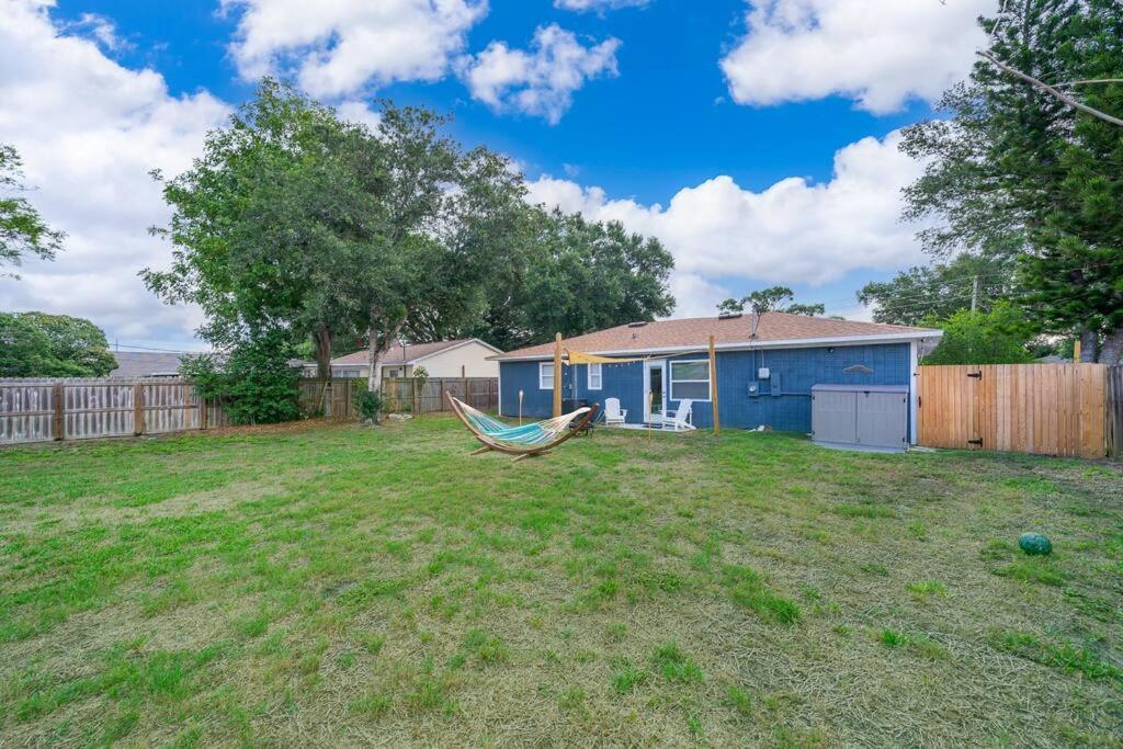 Forever Summer - Entire House! With King Bed! Clearwater Bagian luar foto